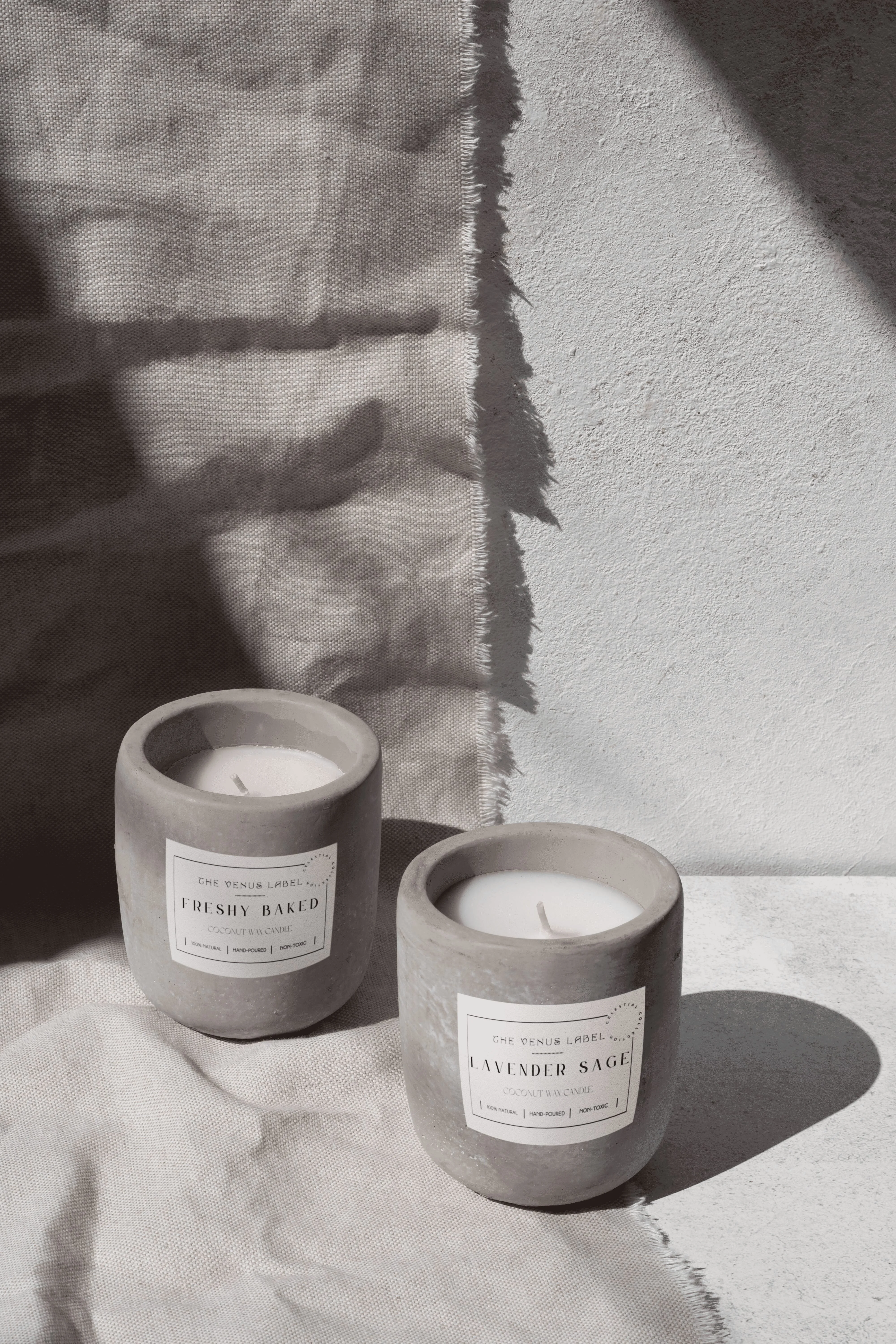 The Venus label - two candle lav sage n fresh bk